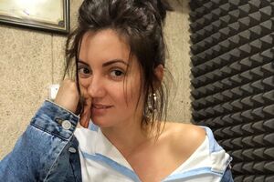 Цибульская: Яблоко, которое Ева кусала на третий день в раю, я укусила чуть позже