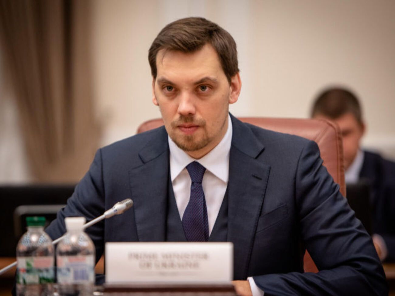 Гончарук заявив про впровадження моделі "гроші ходять за пацієнтом"