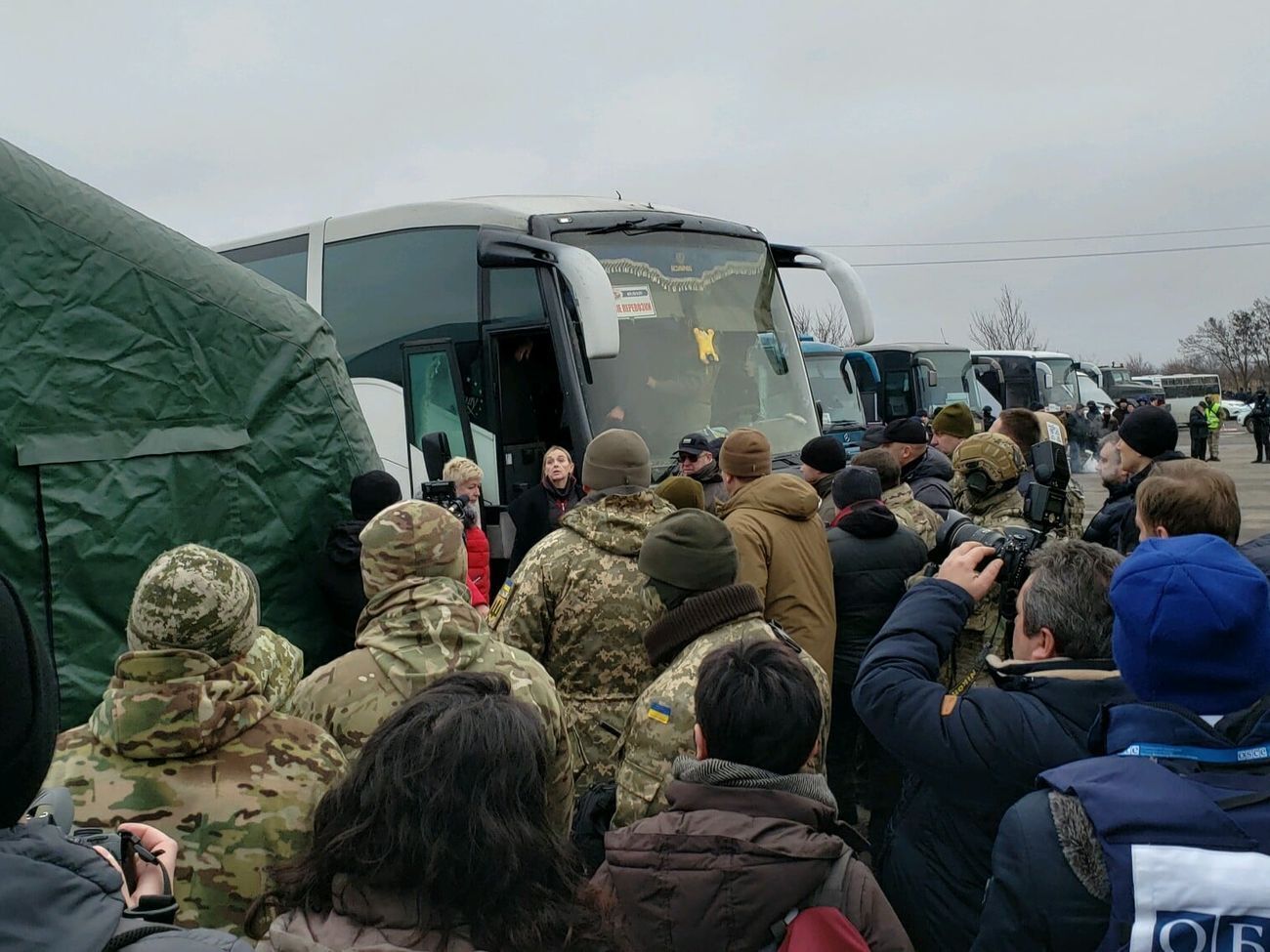 В рамках обмена в ОРДЛО передали пятерых экс-беркутовцев