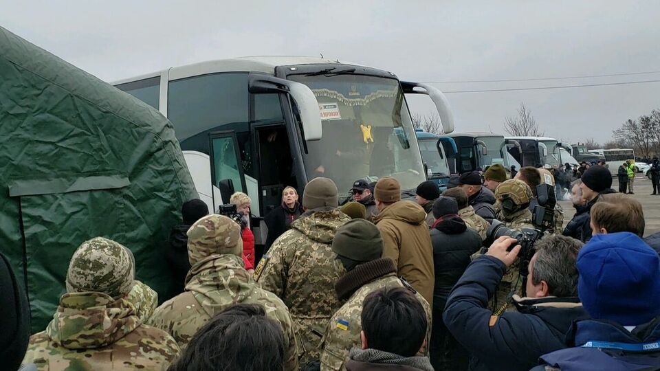 У межах обміну в ОРДЛО передали п'ятьох ексберкутівців