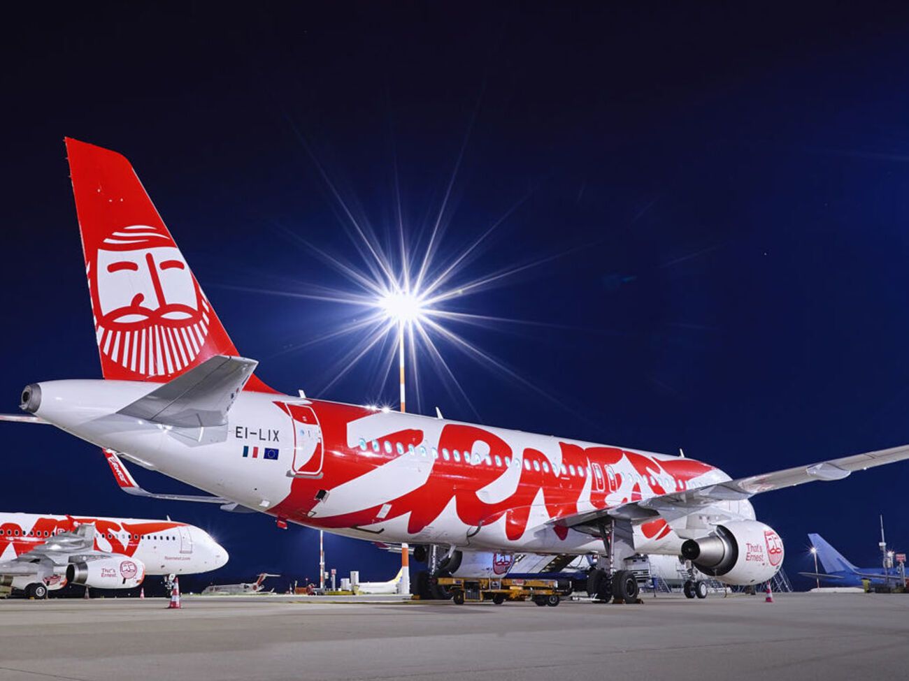 Лоукостер Ernest Airlines обслуговує низку країн Європи, зокрема Україну