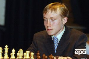 Пономарев является чемпионом мира по шахматам 2002 года