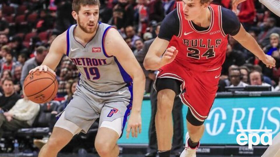 Михайлюк (ліворуч) заробив 15 очок