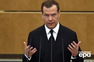 Медведев назвал договор на транзит газа с Украиной компромиссом, который необходимо было найти