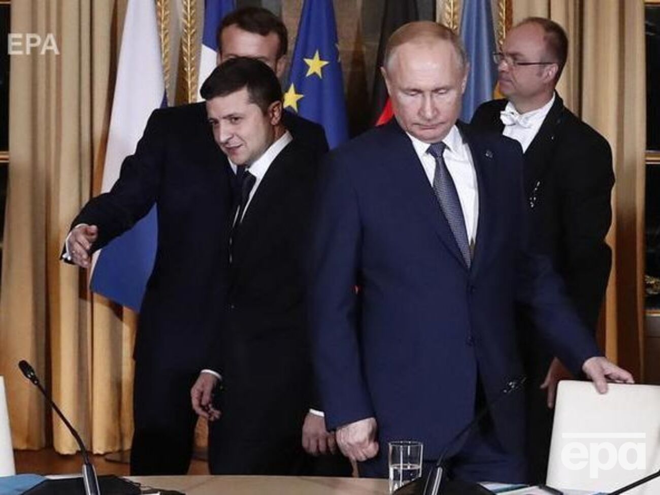 Зеленский поговорил с Путиным