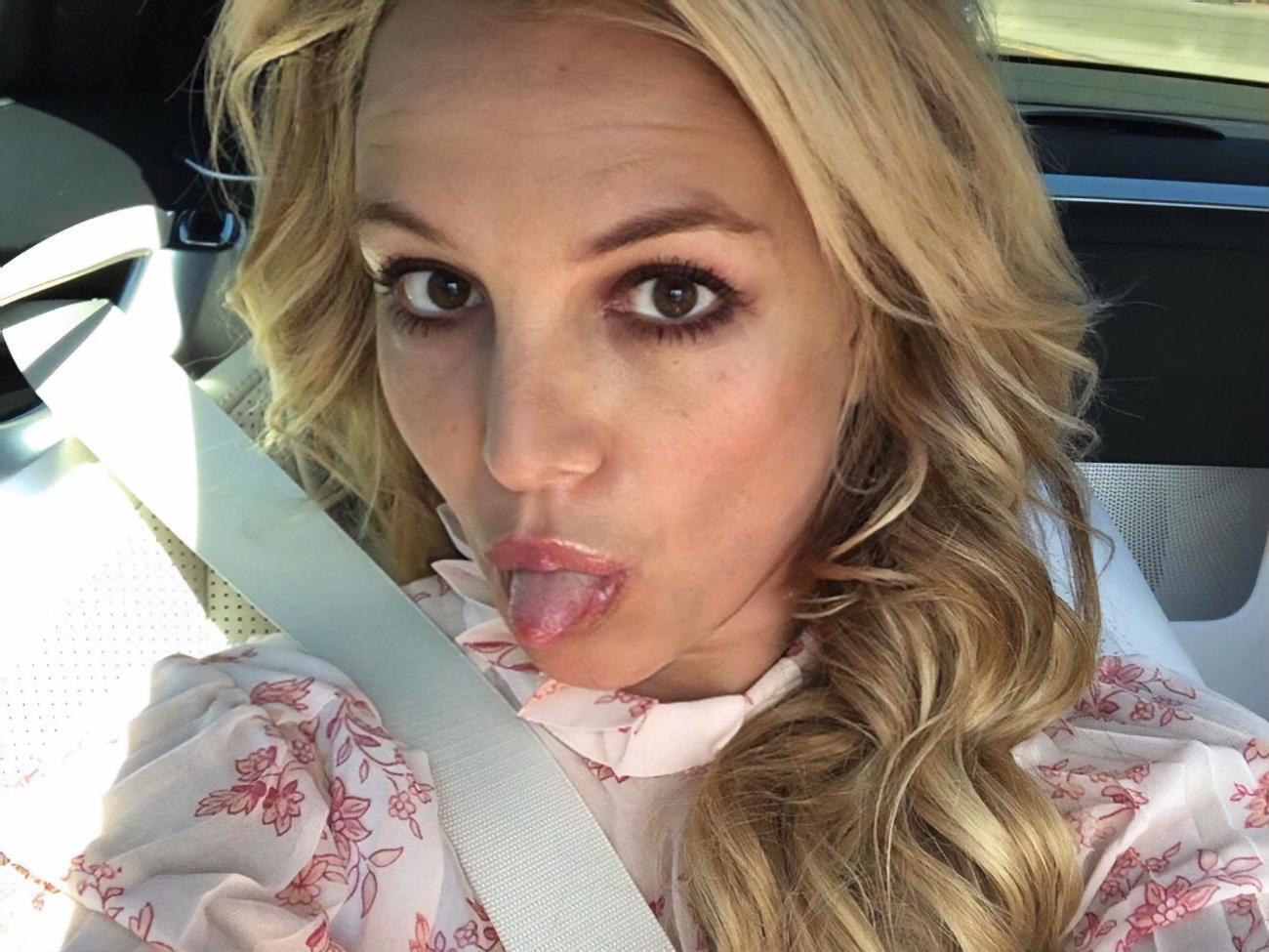 Спірс виповнилося 38 років