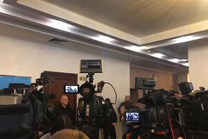 Заседание, на котором избирали меру пресечения подозреваемому в убийстве ребенка Соболева, началось с задержкой в полтора часа