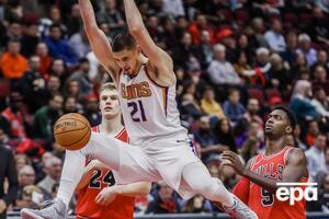 Лень провів на майданчику 17 хвилин