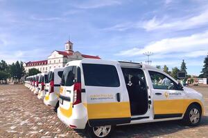 Свыше 4 млн украинцев получают пенсии и денежные выплаты через "Укрпошту"