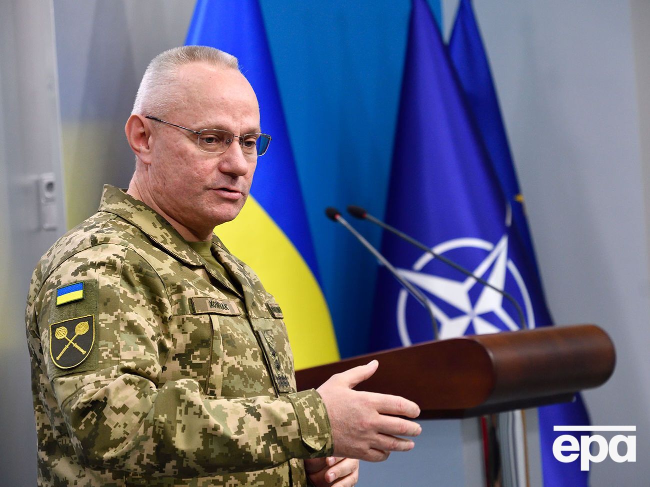 Із травня Хомчак обіймає посаду глави Генштабу