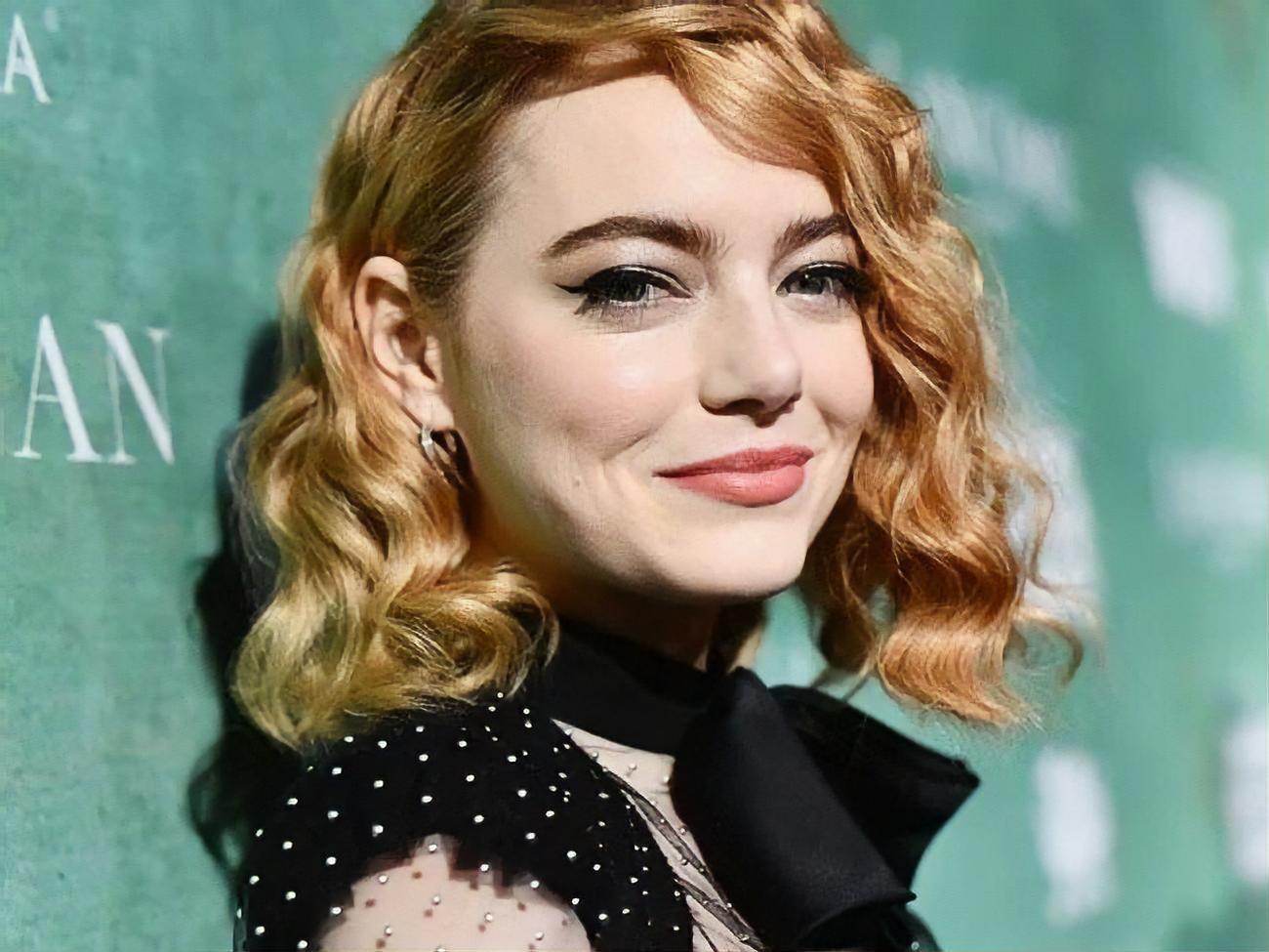 Стоун готовится к свадьбе