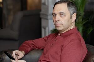 Портнов неоднократно угрожал Божко