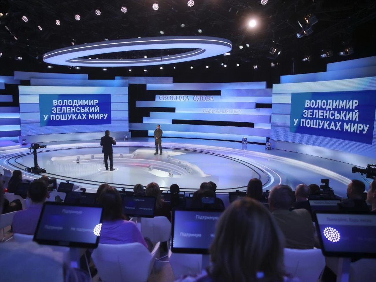 Зеленский пришел на ток-шоу Шустера