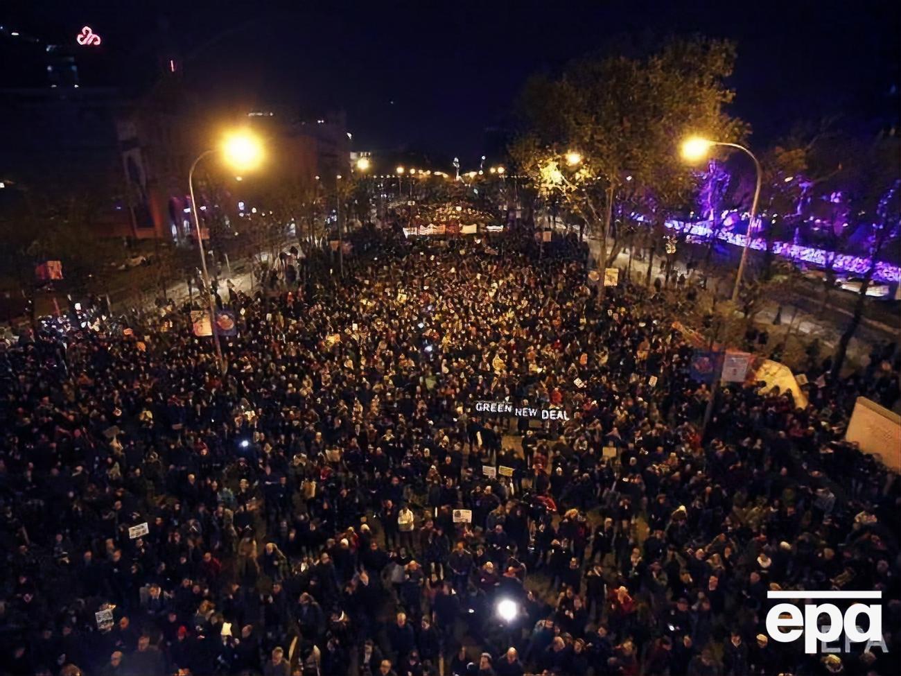 Данные о количестве участников разнятся