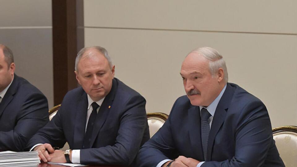 Лукашенко: Мы не просим, как некоторые говорят, дешевый газ. Мы готовы и по $200 газ покупать
