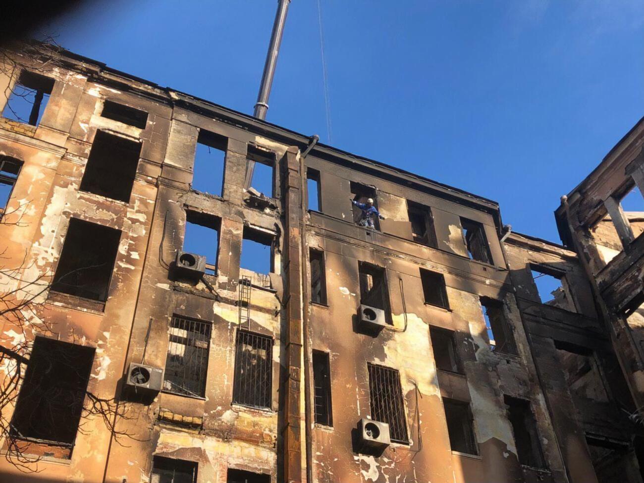 Пожар в Одессе начался утром 4 декабря