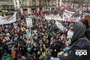 У Парижі 5 грудня понад 800 тис. осіб узяли участь у страйку