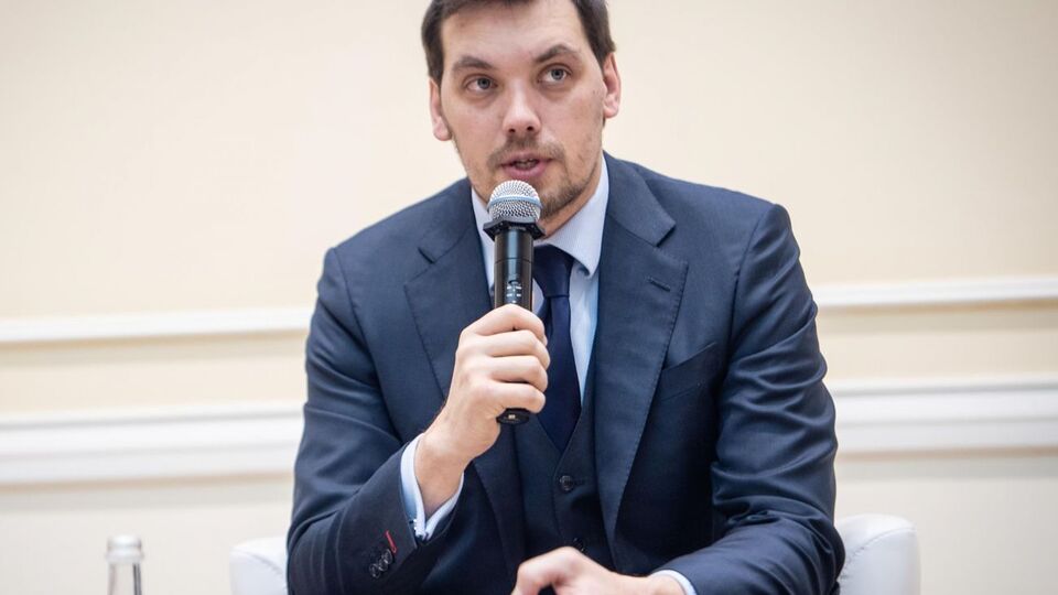 Гончарук: Дети, которые учатся в селах, примерно на два года отстают от детей, которые учатся в городах