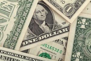 НБУ установил курс валют на 9 декабря