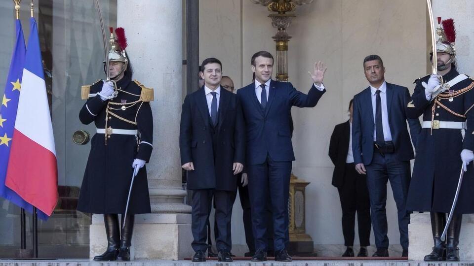 Зеленського зустрів президент Франції Еммануель Макрон