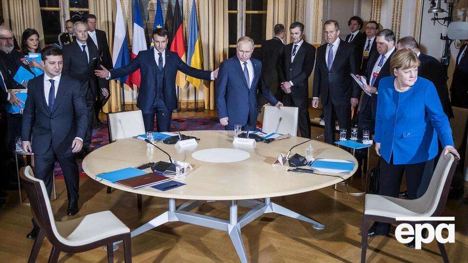 "Нормандская четверка" села за стол переговоров с полуторачасовым опозданием