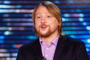 С ноября 2018 года Петров находится под домашним арестом