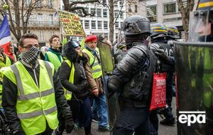 9 февраля во Франции продолжились протесты "желтых жилетов"