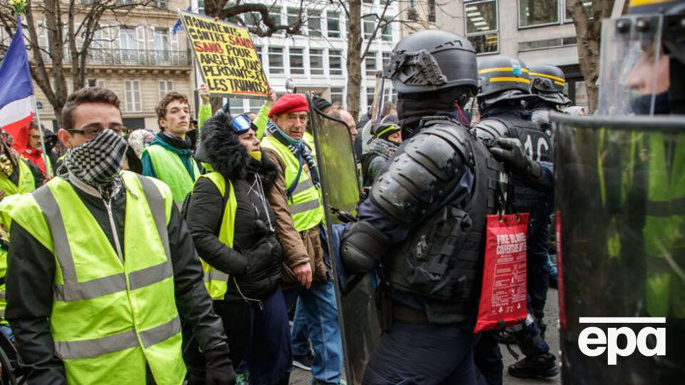 9 лютого у Франції продовжилися протести "жовтих жилетів"