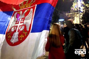 Демонстрация также прошла в столице страны Белграде