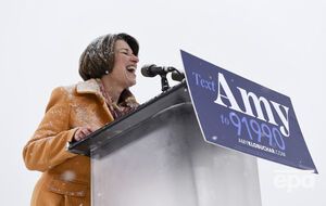 Клобушар сказала, что идет в президенты