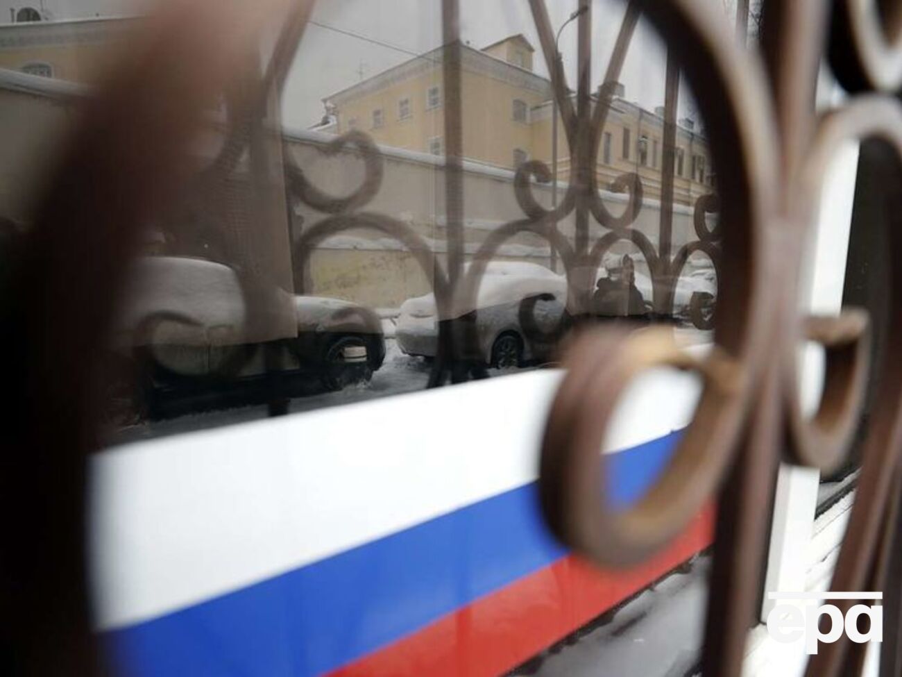 За даними опитування, 37% росіян довіряють друзям та близьким і лише 12% вірять у щирість слів представників влади