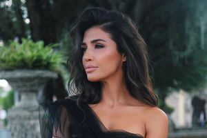 Димопулос показала гибкость тела