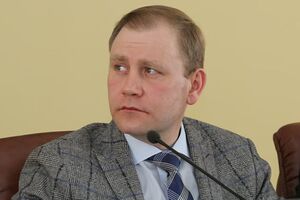 Максим Курячий: Павел Гречковский подозревается Генпрокуратурой в получении огромной взятки. Вся страна наблюдала за этими событиями