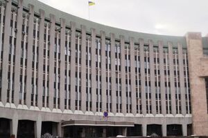 Мерія Дніпра виділяла на матдопомогу 140 млн грн