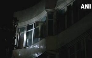 Причина пожара пока неизвестна