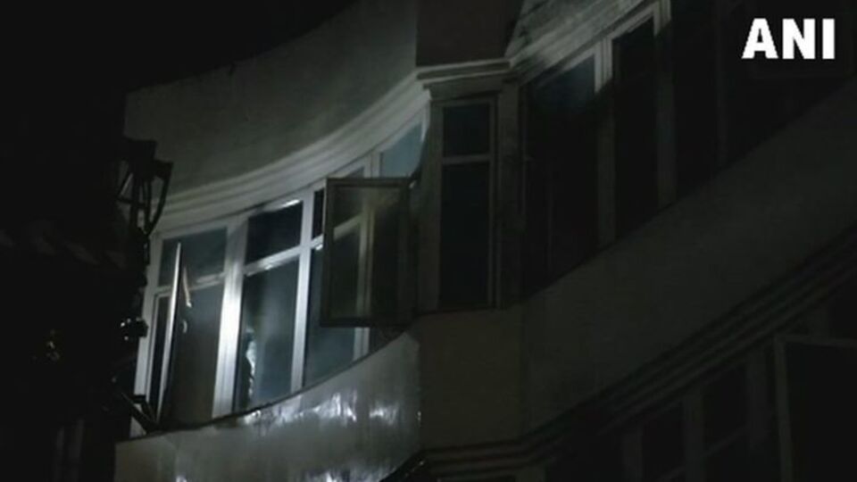 Причина пожара пока неизвестна