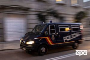 Полицейские фургоны с каталонскими политиками покинули тюрьму и направляются в Верховный суд