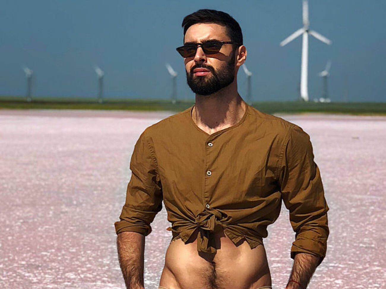 Козловський: Як і обіцяв, не прикриваючи свого "сорому" сердечками, "голий" я!