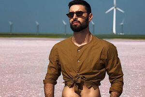 Козловський: Як і обіцяв, не прикриваючи свого "сорому" сердечками, "голий" я!