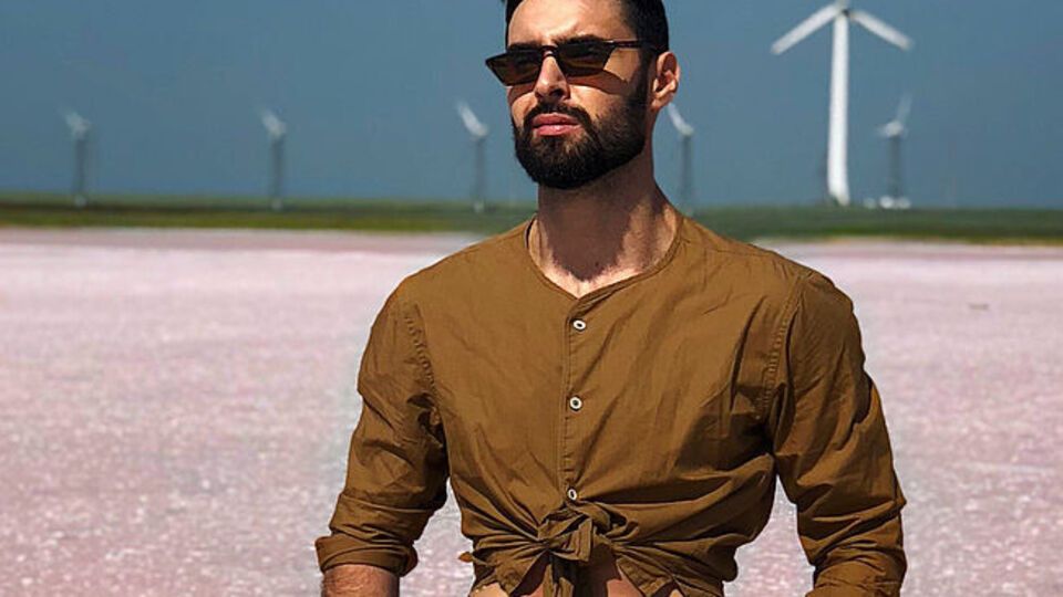 Козловський: Як і обіцяв, не прикриваючи свого "сорому" сердечками, "голий" я!