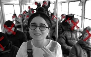 Некоторые сцены клипа сняты в общественном транспорте