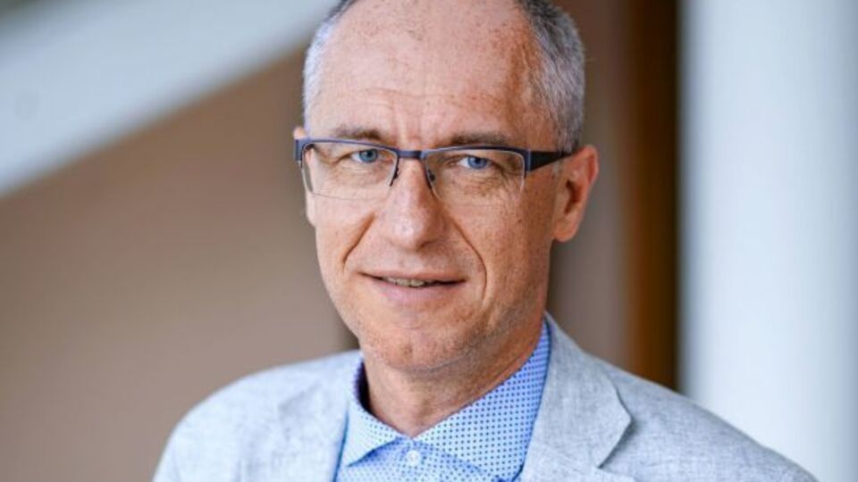 Карел Хирман: Если страна, жители довольны тем, к каким результатам привела политика до 2014 года, то нужно продолжать ту политику