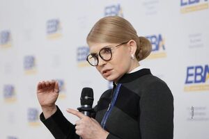 Тимошенко під час візиту у Львівську область провела зустріч із Садовим