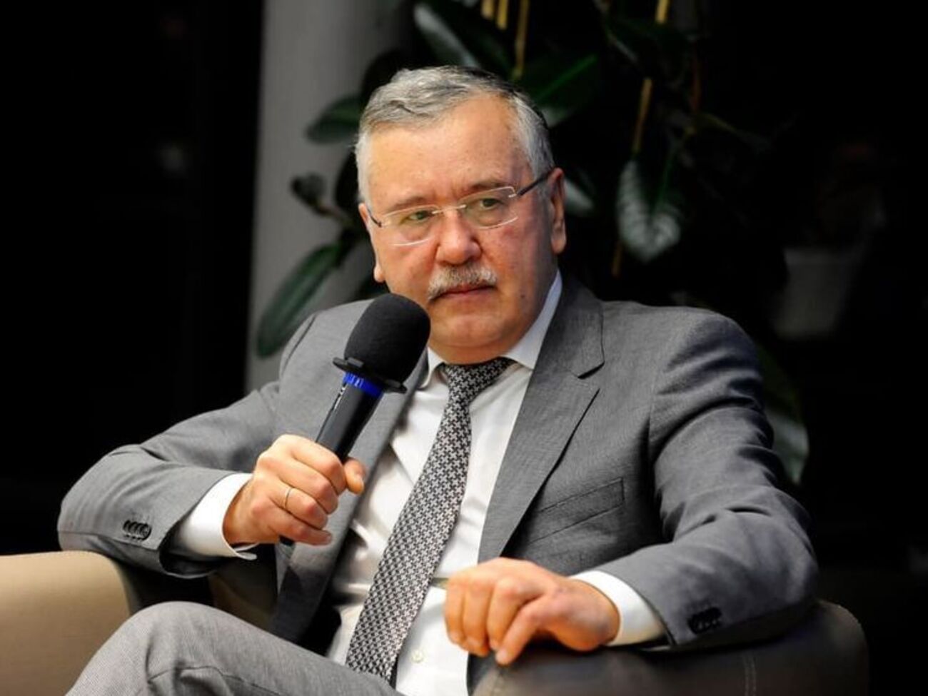 Гриценко заявив про готовність зняти свою кандидатуру на пост президента на користь Садового, якщо в нього буде більше шансів на перемогу
