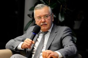 Гриценко заявив про готовність зняти свою кандидатуру на пост президента на користь Садового, якщо в нього буде більше шансів на перемогу