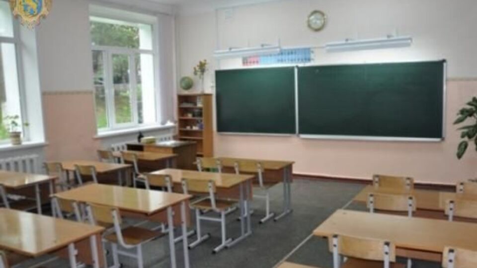 У Львівській області не працює більше ніж 200 шкіл