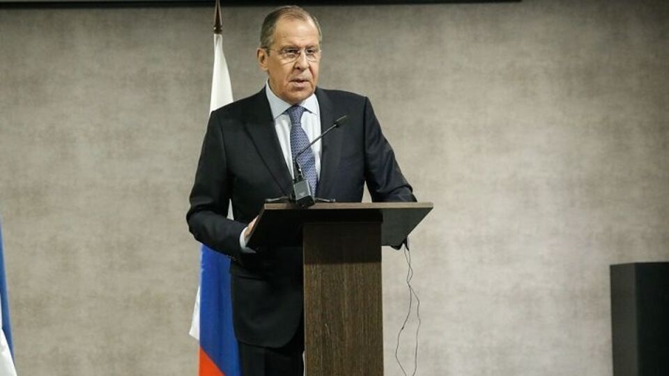 Лавров: Ці ініціативи "залишаються на столі"