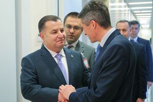 Полторак и Уильямсон встретились 14 февраля в Брюсселе