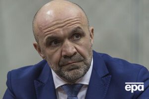 Мангер: Да я в долгах. Честно. И жена сейчас в долгах