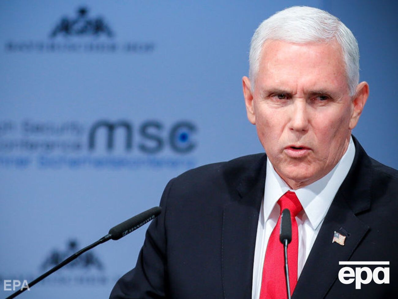 Пенс напомнил про инициированные США антироссийские санкции